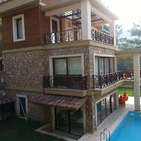 Gocek Country *